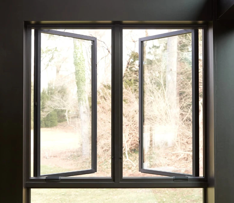  Pella Reserve Contemporary Wood Window